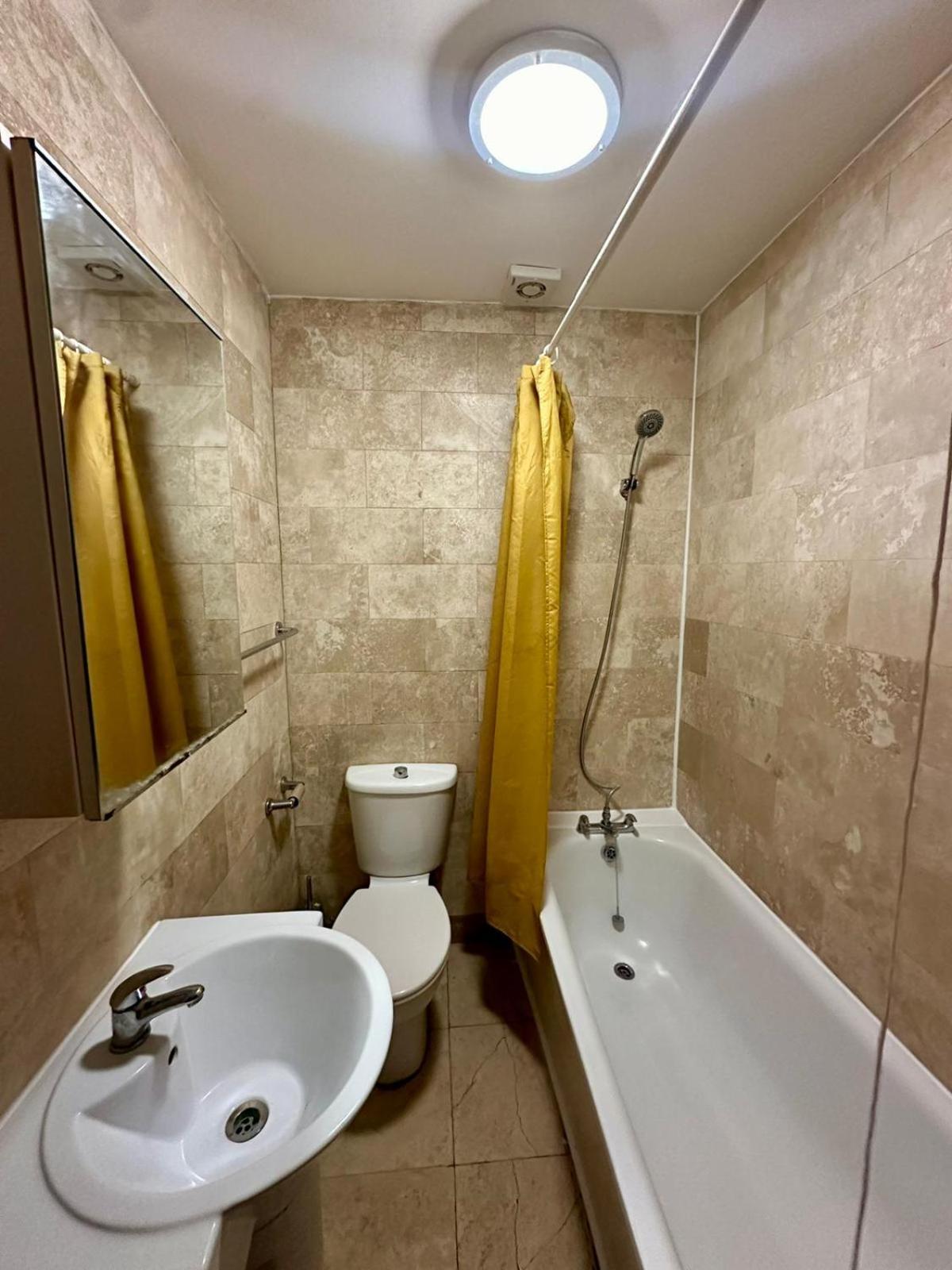Lovely 1 Bed Apartment 2 Min To Station Лондон Экстерьер фото